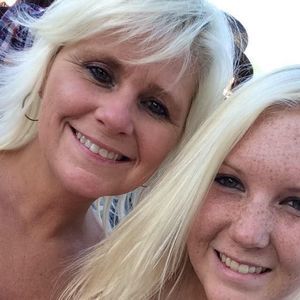 Meet your Posher, Chuck-annette